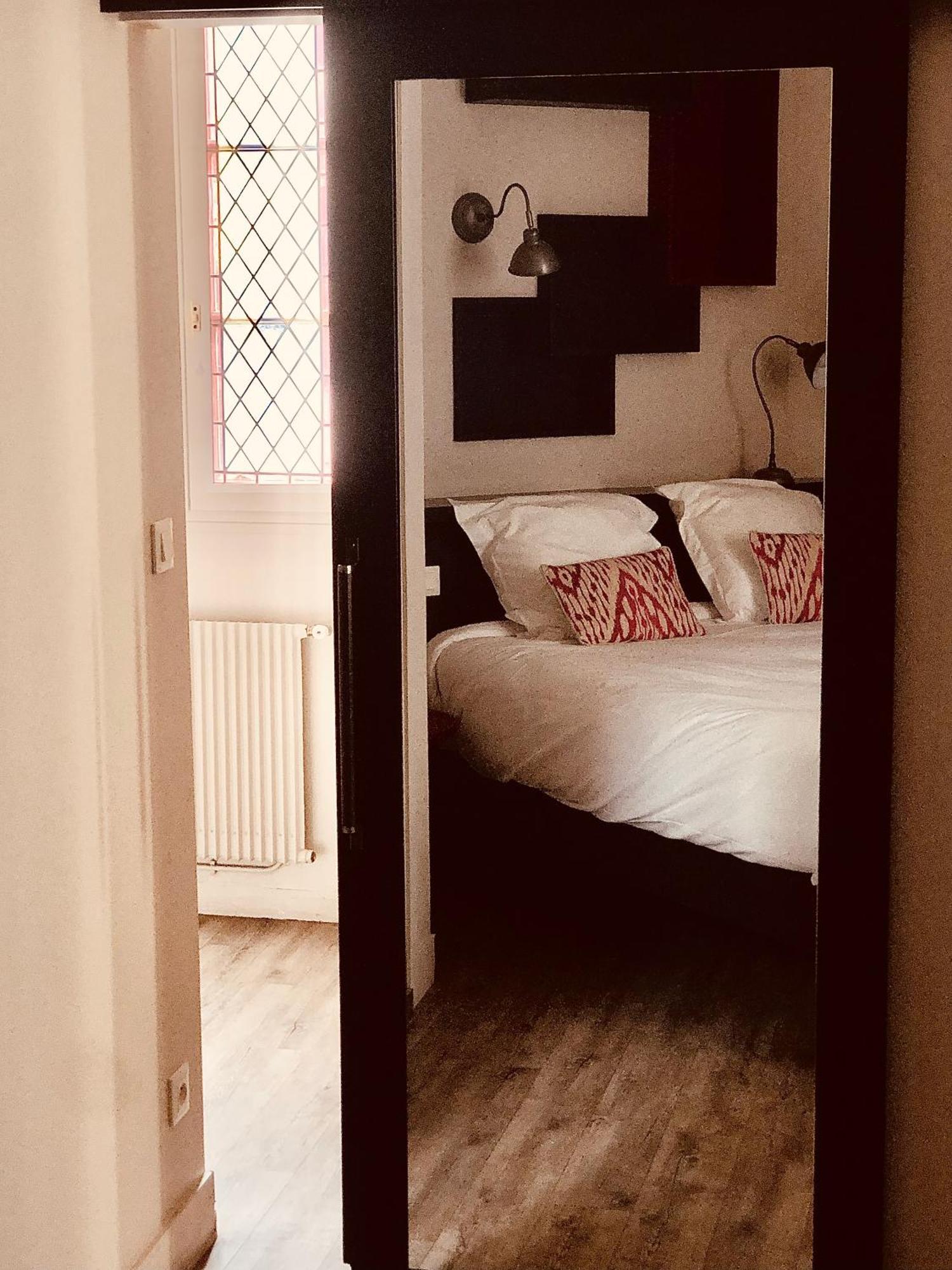 Aparthotel L'Amiral - Leparticulier Collection Chartres Esterno foto
